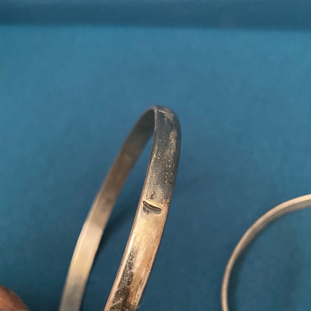Vintage Mexican Silver tone Metal Bangle Set - Picture 4 of 7